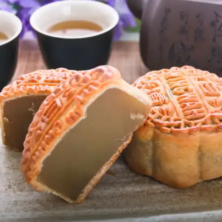 香港荣华 纯正白莲蓉月饼 740g (#100)【预售】